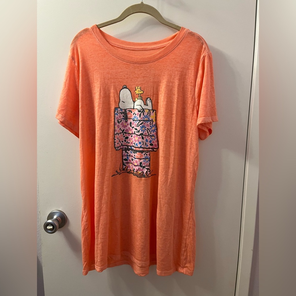 PEANUTS Pink/Coral Peanuts Graphic Tee SIZE 14/16 PTP 26-33 NWOT